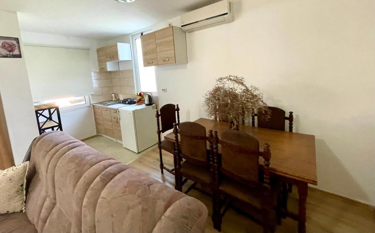 Apartments Flamingo Ulcinj Eksteriør bilde