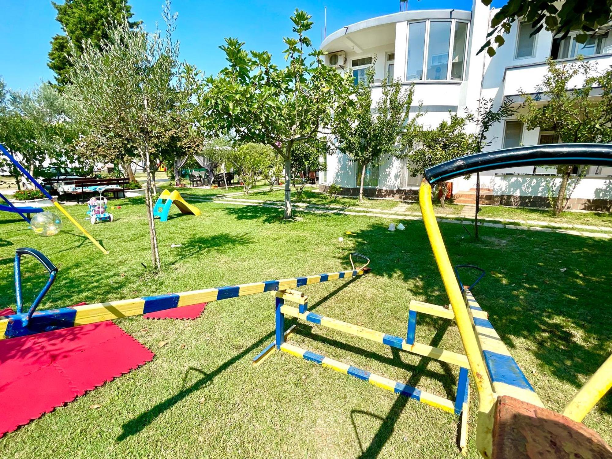 Apartments Flamingo Ulcinj Eksteriør bilde